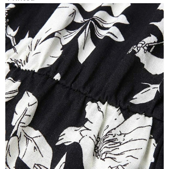 Vessos Off the shoulder Romper - Picture 5 of 7